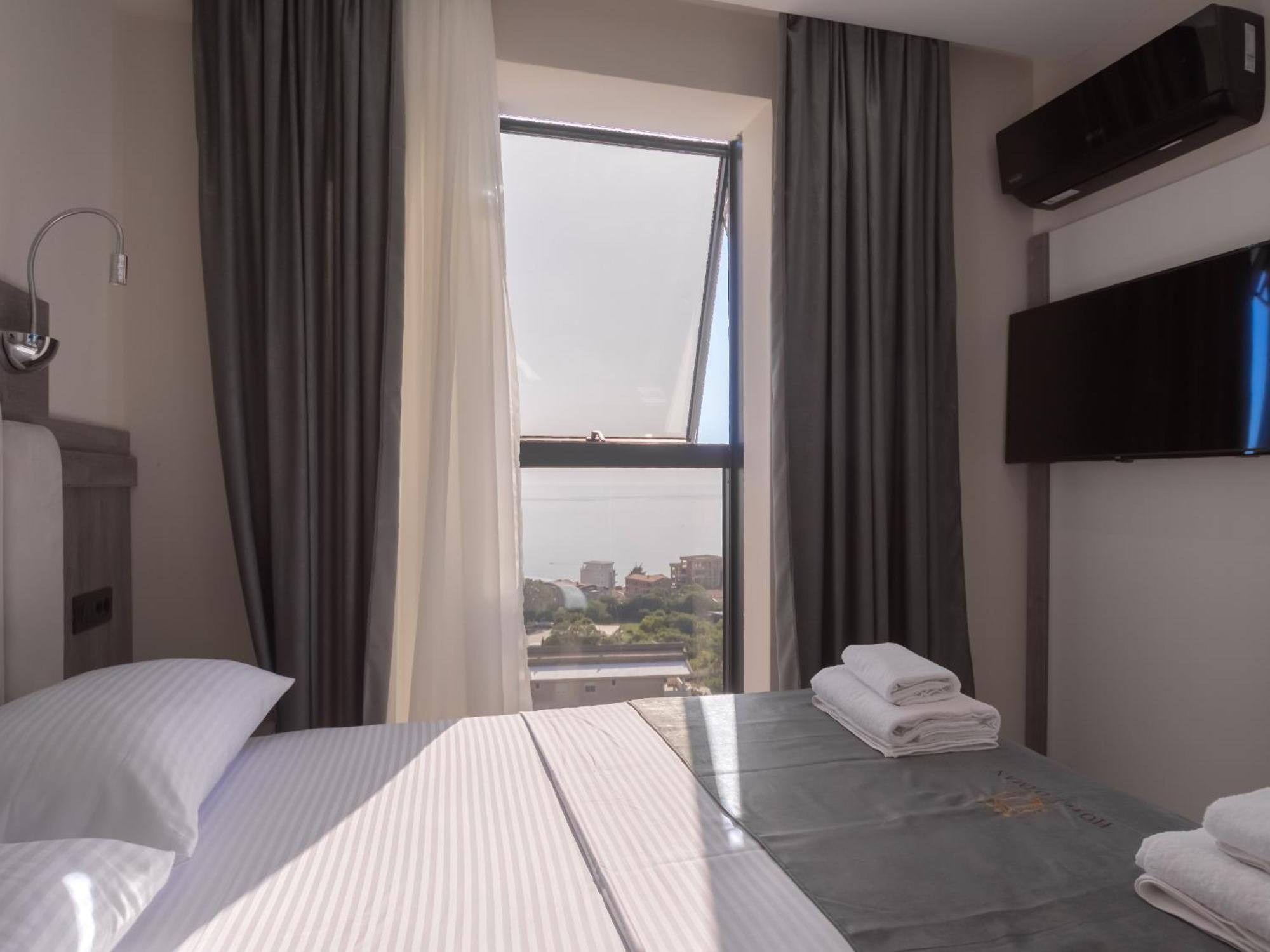 Hotel Diman โดบราวอดา ภายนอก รูปภาพ